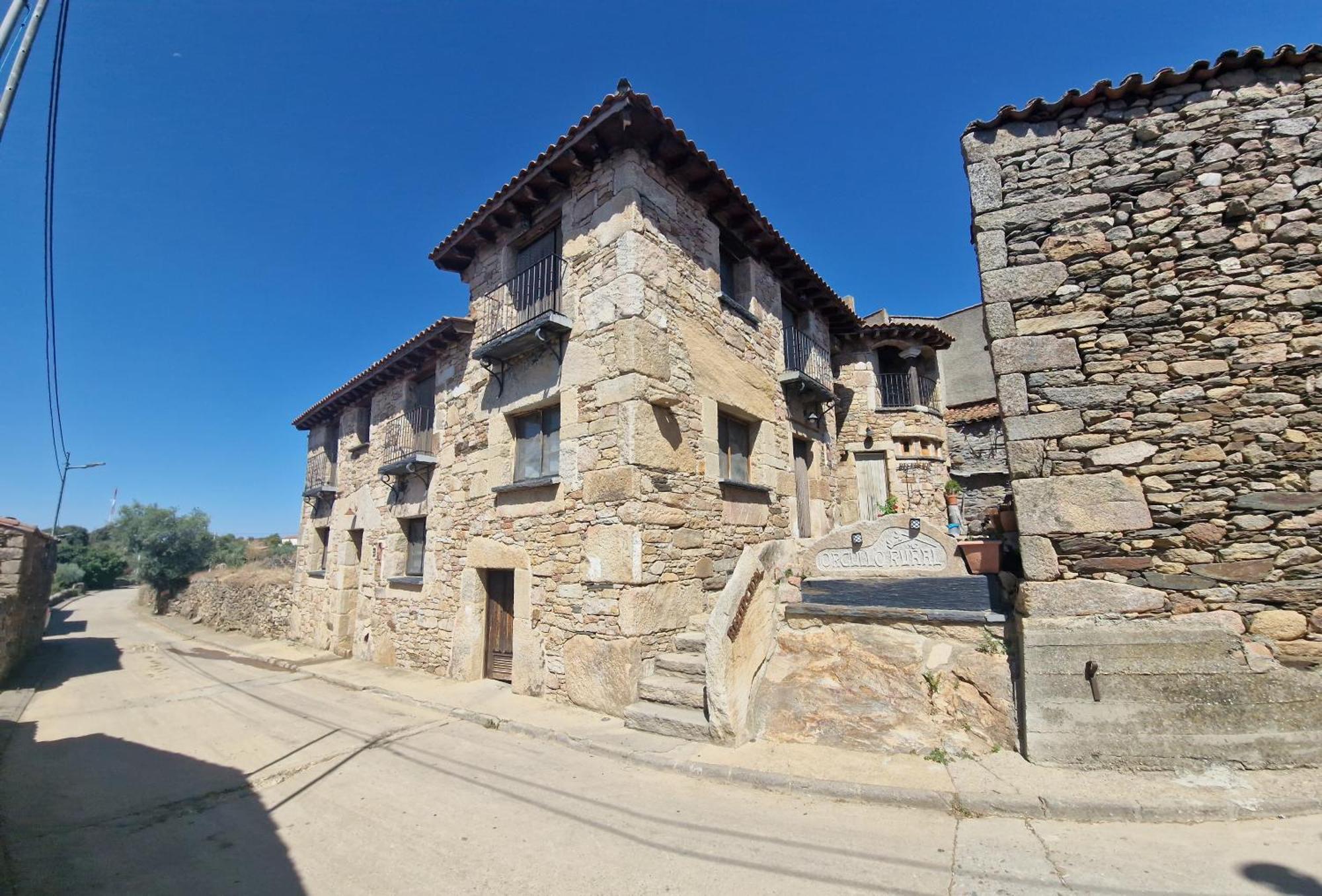 Orgullo Rural Hotel Bermellar Exterior photo